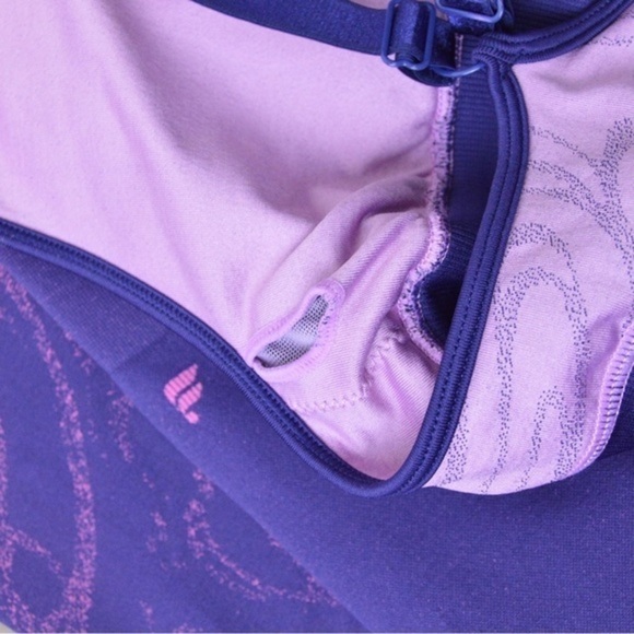 Fabletics ELIZA Leggings & Sports Bra Set - Picture 9 of 9